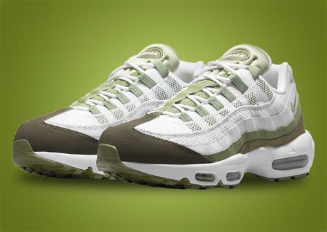 95 nike weiß|Nike Air Max 95 White Medium Olive Oil Green .